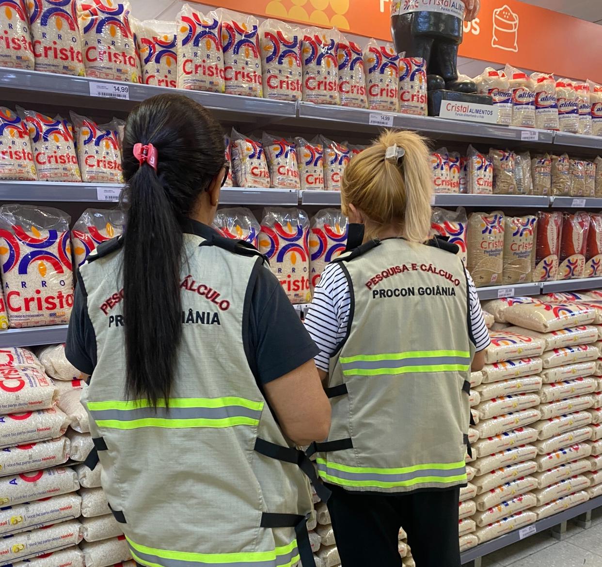 Procon Goiânia registra variação de até 253% no preço de itens da cesta básica