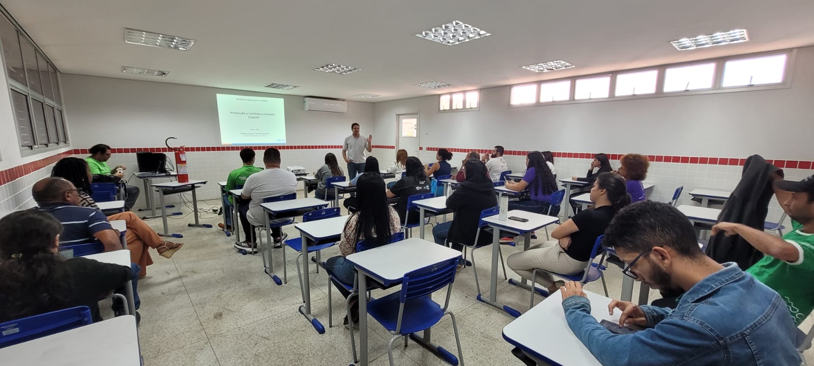 Governo de Goiás abre mais de 2 mil vagas gratuitas para cursos de tecnologia e inovação