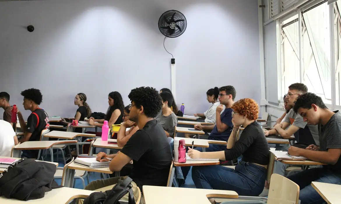 Inscrições para processo seletivo do Programa Universidade para Todos estão abertas com milhares de bolsas