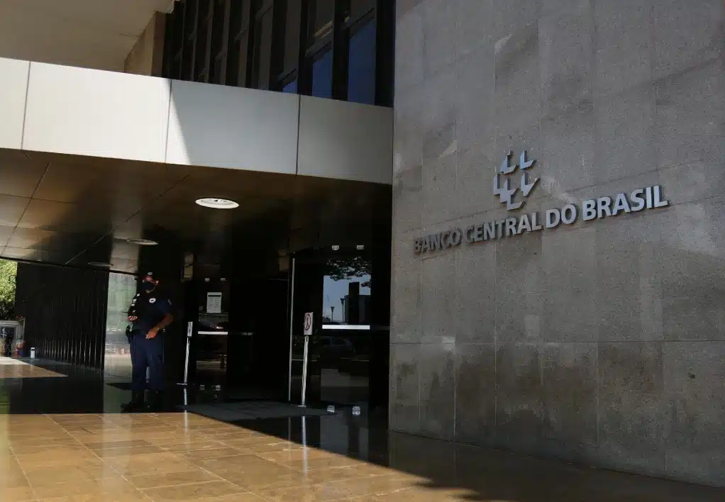 BC: Mudanças na Política Financeira Brasileira