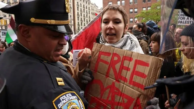 Ataque contra ato pela libertação de reféns israelenses fere 8 nos EUA