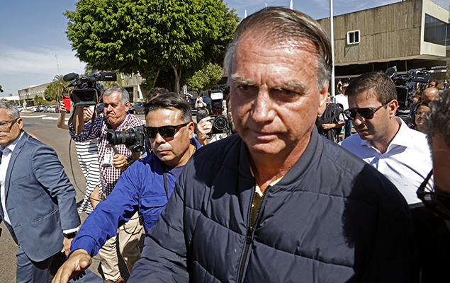 Além da tornozeleira, Bolsonaro enfrenta toque de recolher noturno e nos fins de semana
