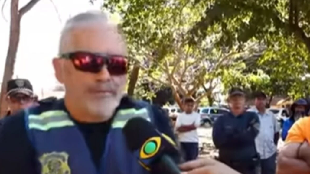 Fiscal de Goiânia desrespeita repórter durante demolição no Estrela Dalva