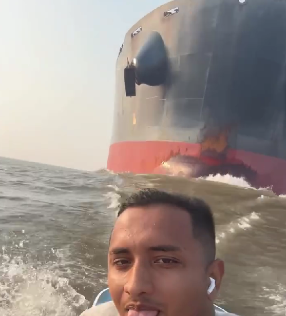 Ousadia ou loucura? vídeo mostra homem tranquilo diante de navio imenso e assusta internautas