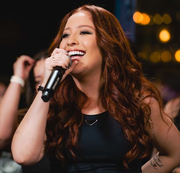 Mari Fernandez lança projeto em BH com modões e música inédita