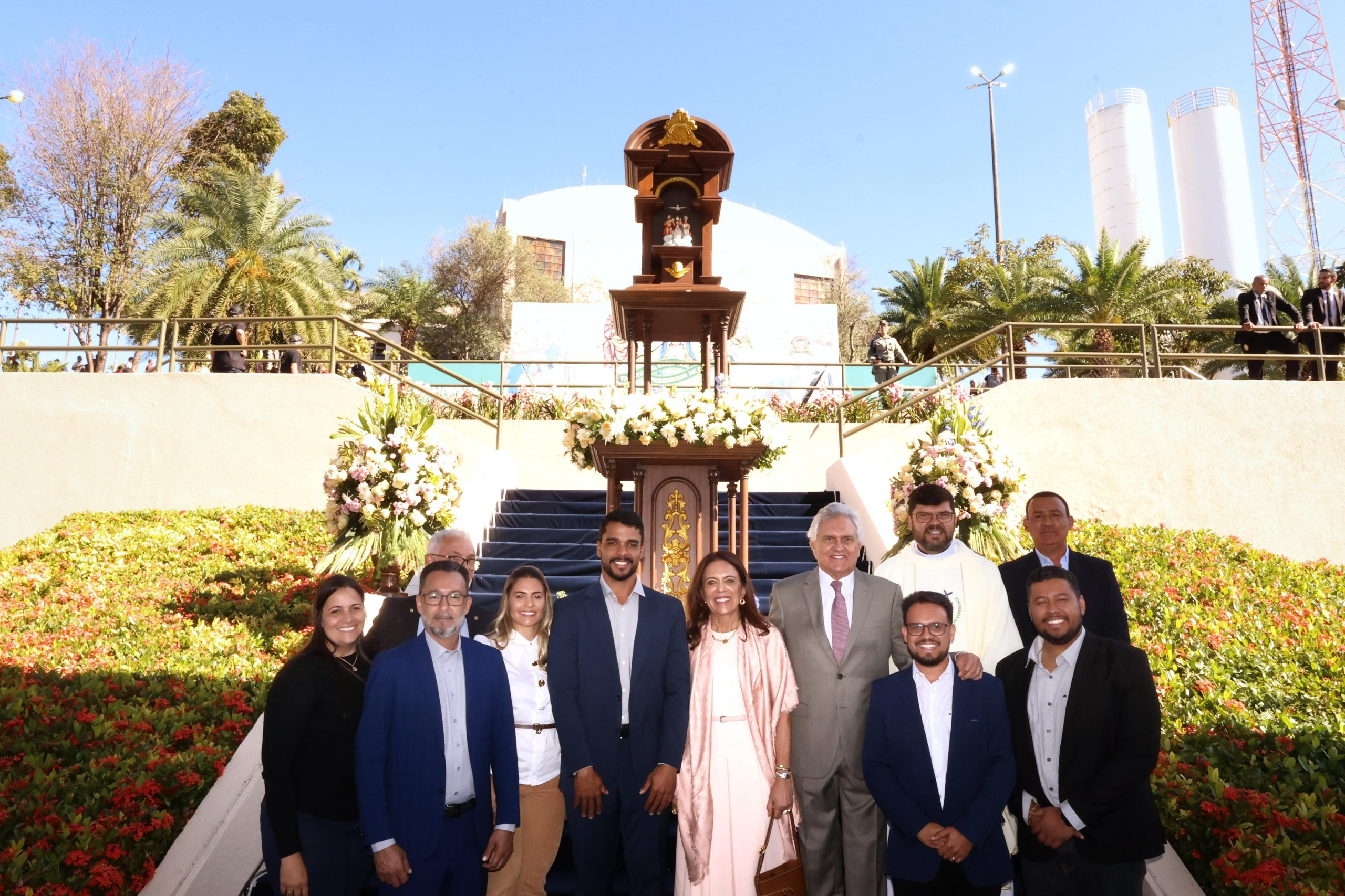 Ronaldo e Gracinha Caiado celebram grandiosidade da Romaria de Trindade