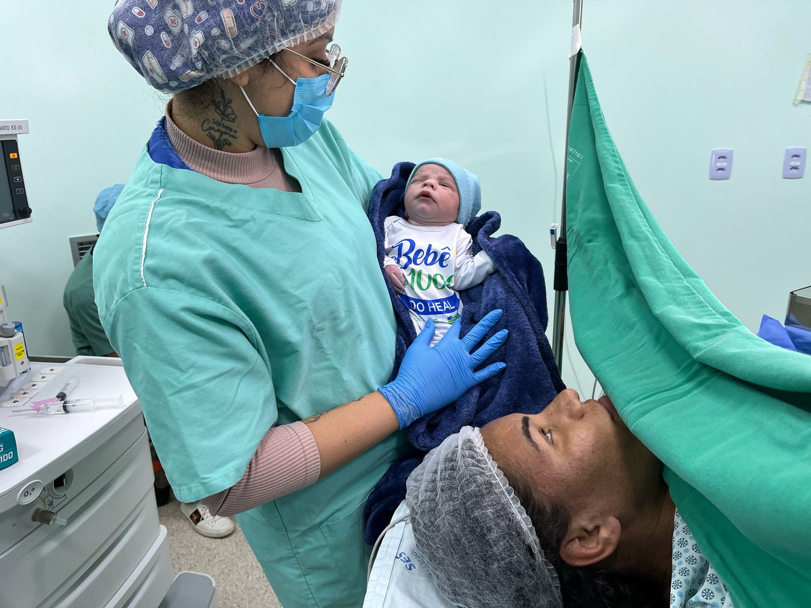 Nasce o bebê de número 1.000 no HEAL