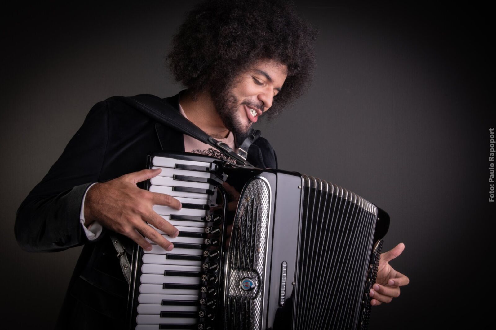 Luau da Liberdade recebe sanfoneiro Mestrinho em apresentação gratuita