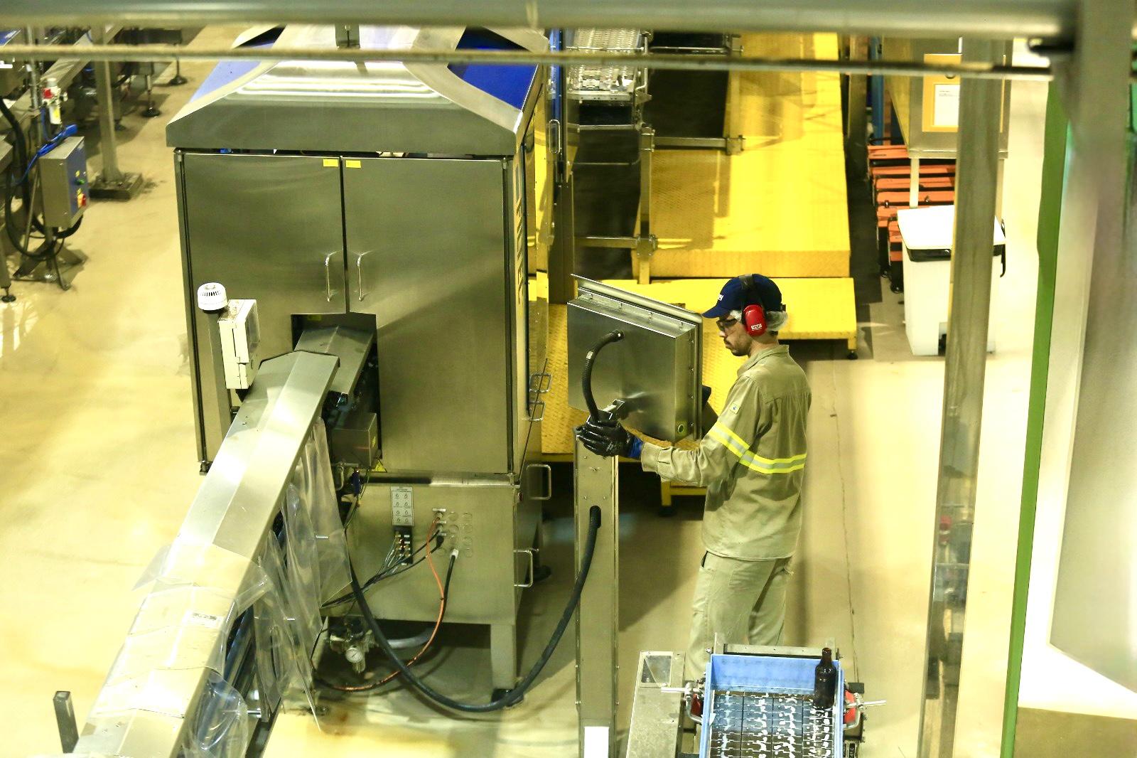 Goiás bate recorde na abertura de empresas no 1º semestre de 2025 e movimenta R$ 6 bilhões em investimentos
