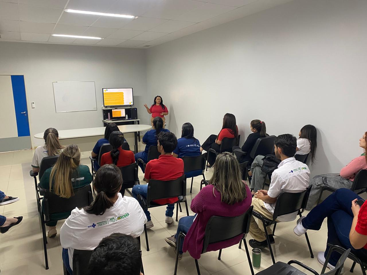 Policlínica de Quirinópolis reforça inclusão com palestra sobre diversidade no ambiente de trabalho