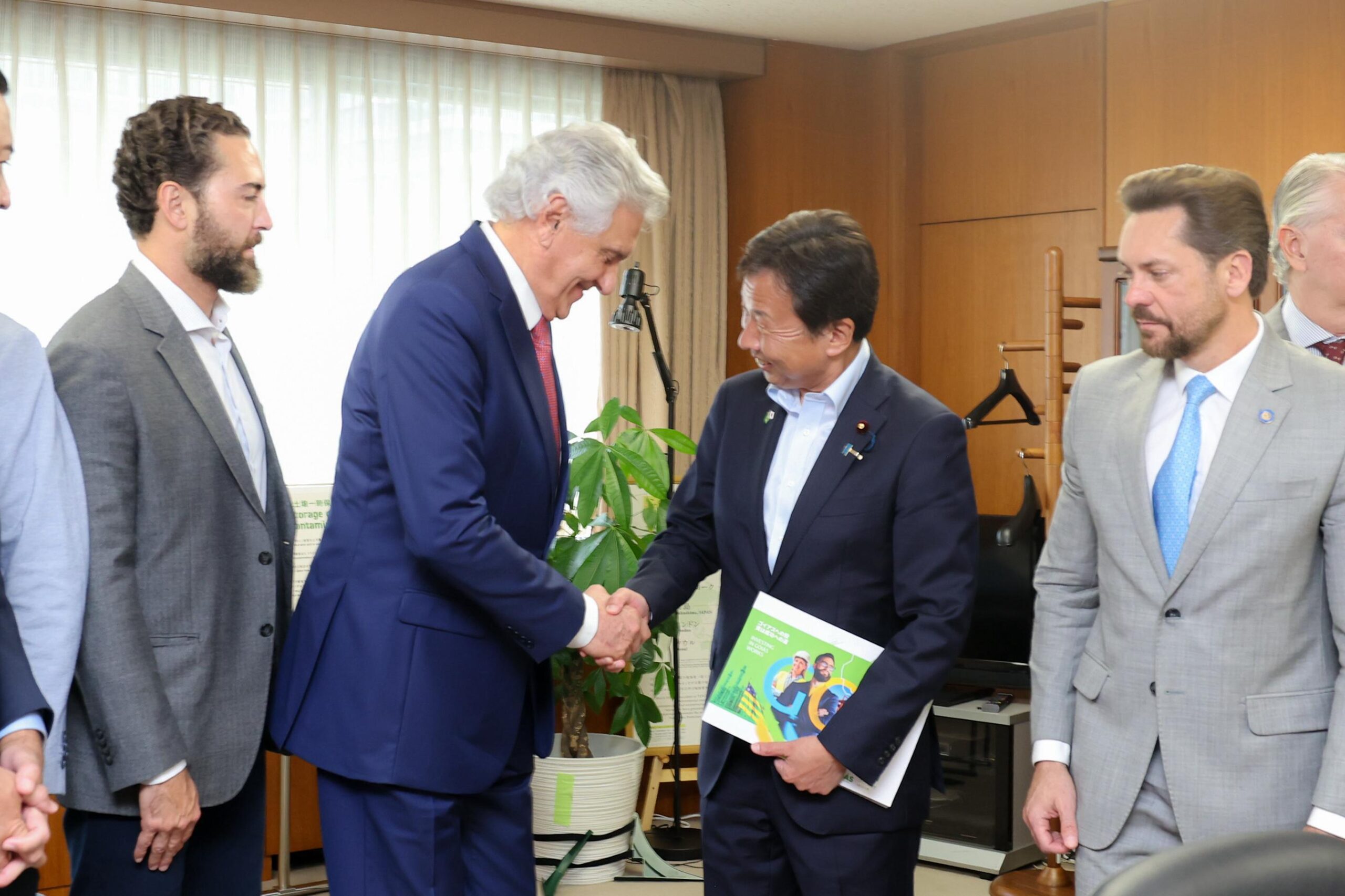 Goiás avança como referência em desenvolvimento tecnológico e mineração verde; no Japão, Caiado reforça protagonismo