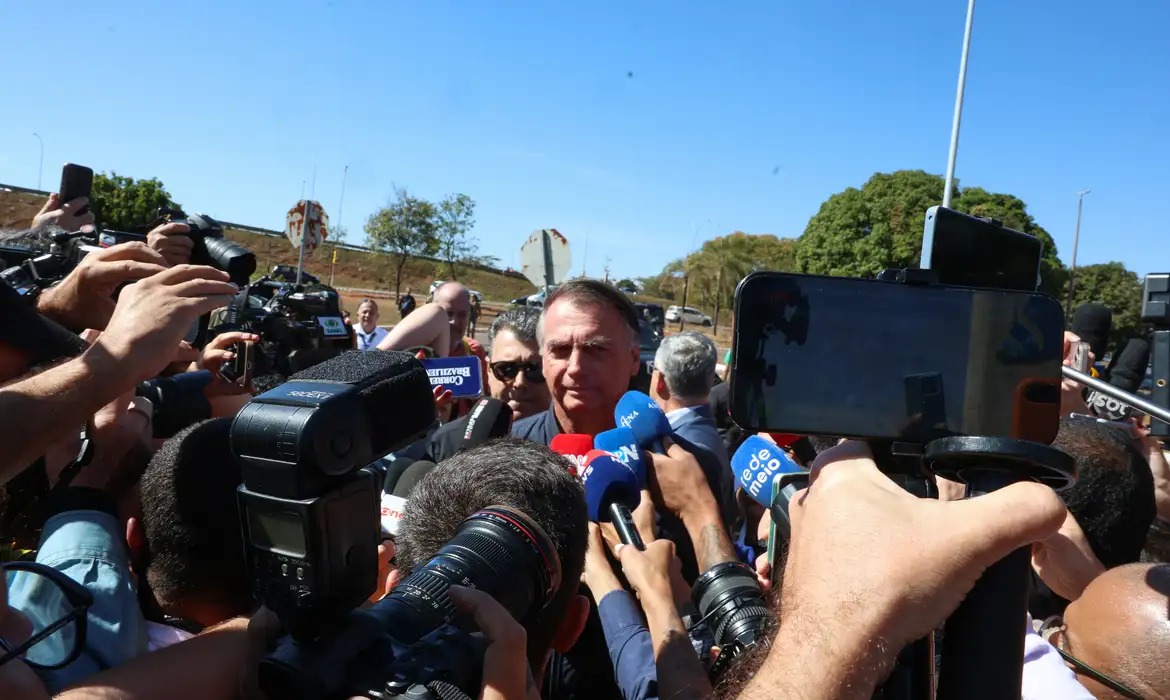 59% apoiam operação contra Bolsonaro nas redes; 41% criticam, afirma levantamento Quaest