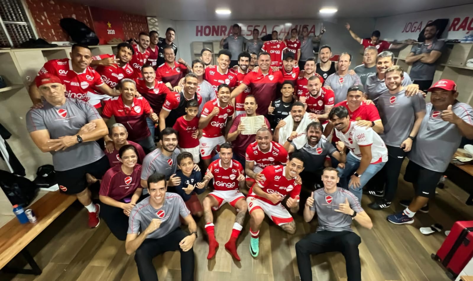 Vila Nova domina CRB no OBA, vence por 2 a 0 e volta ao G4 da Série B