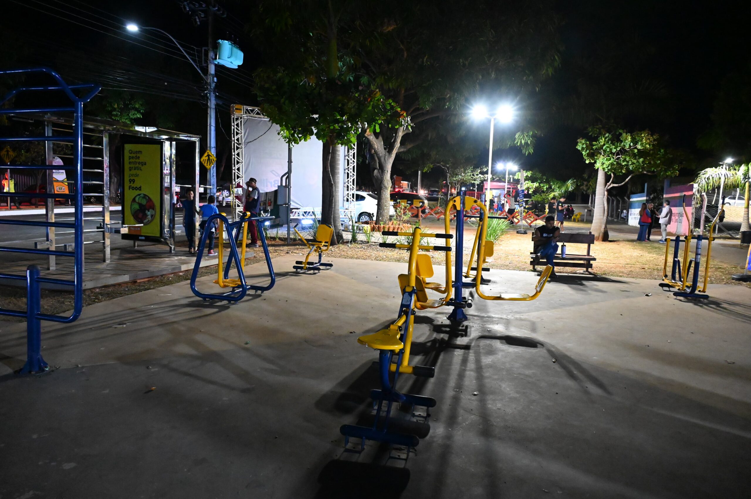 Programa Brilha Goiânia chega a quase 500 bairros da capital