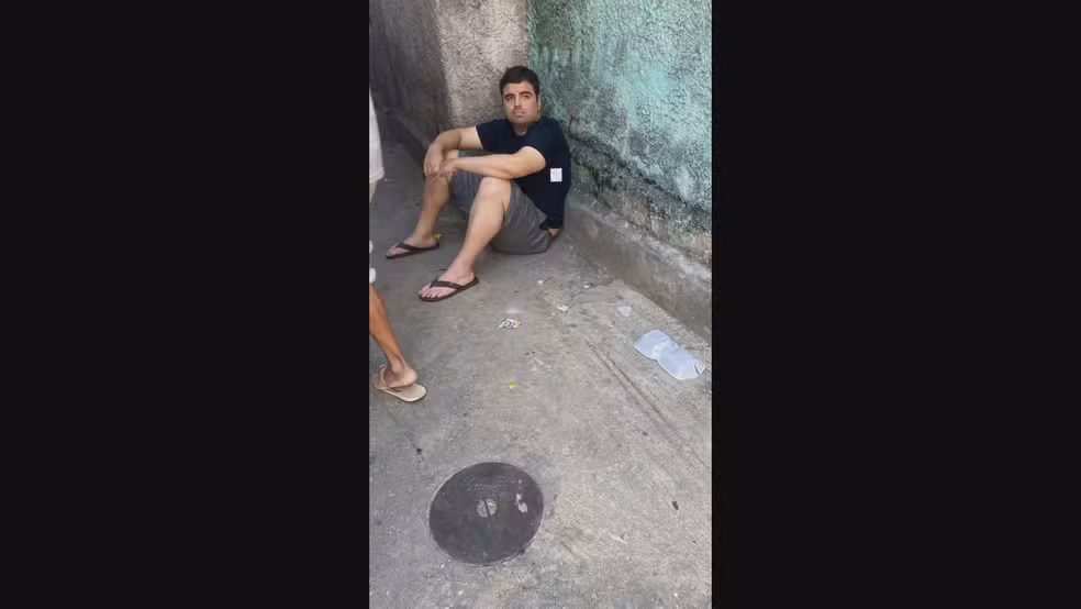 Homem mata amigo, esquarteja e cozinha partes do corpo
