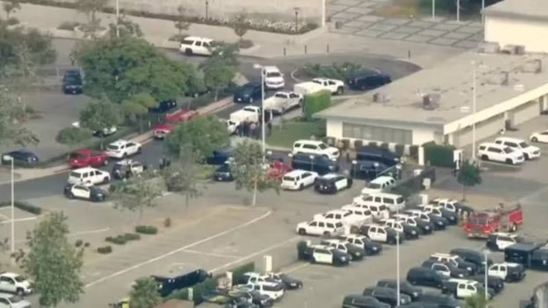 Explosão em centro de treinamento policial de Los Angeles mata três agentes