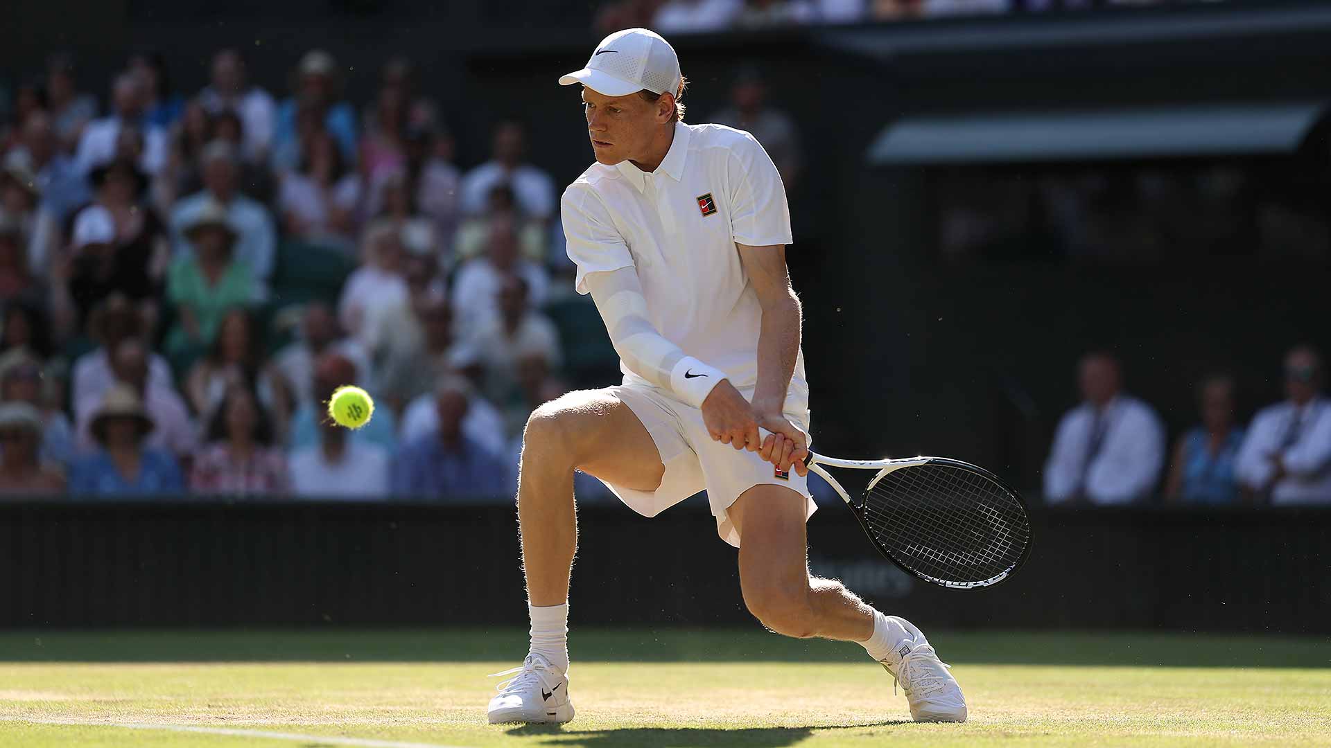 Sinner domina Djokovic e garante vaga na primeira final em Wimbledon
