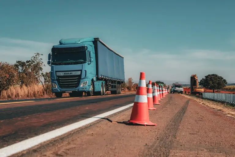 Obras na BR-153: ministro anuncia R$ 500 milhões em duplicações