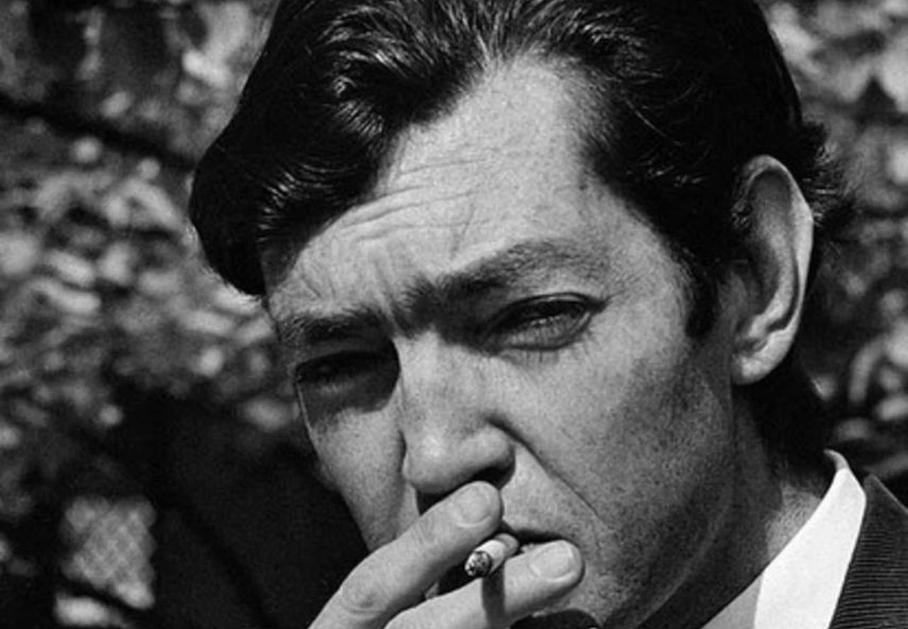 Julio Cortázar desautomatiza linguagem com prosa jazzística