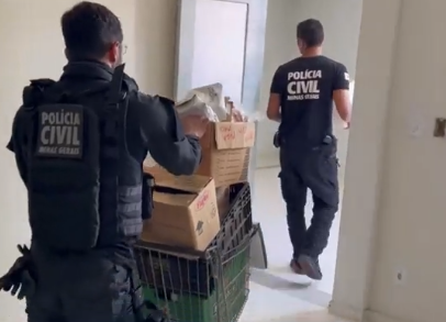 Pai e filho são presos suspeitos de comandar quadrilha de roubos de cargas