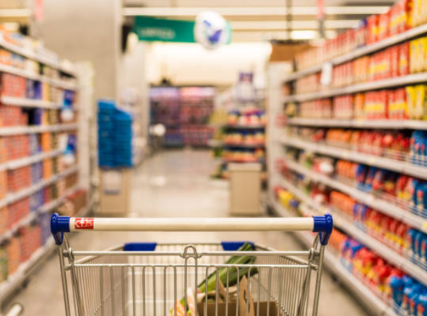 Consumidor sente alívio nas compras, mas economia goiana enfrenta ameaças