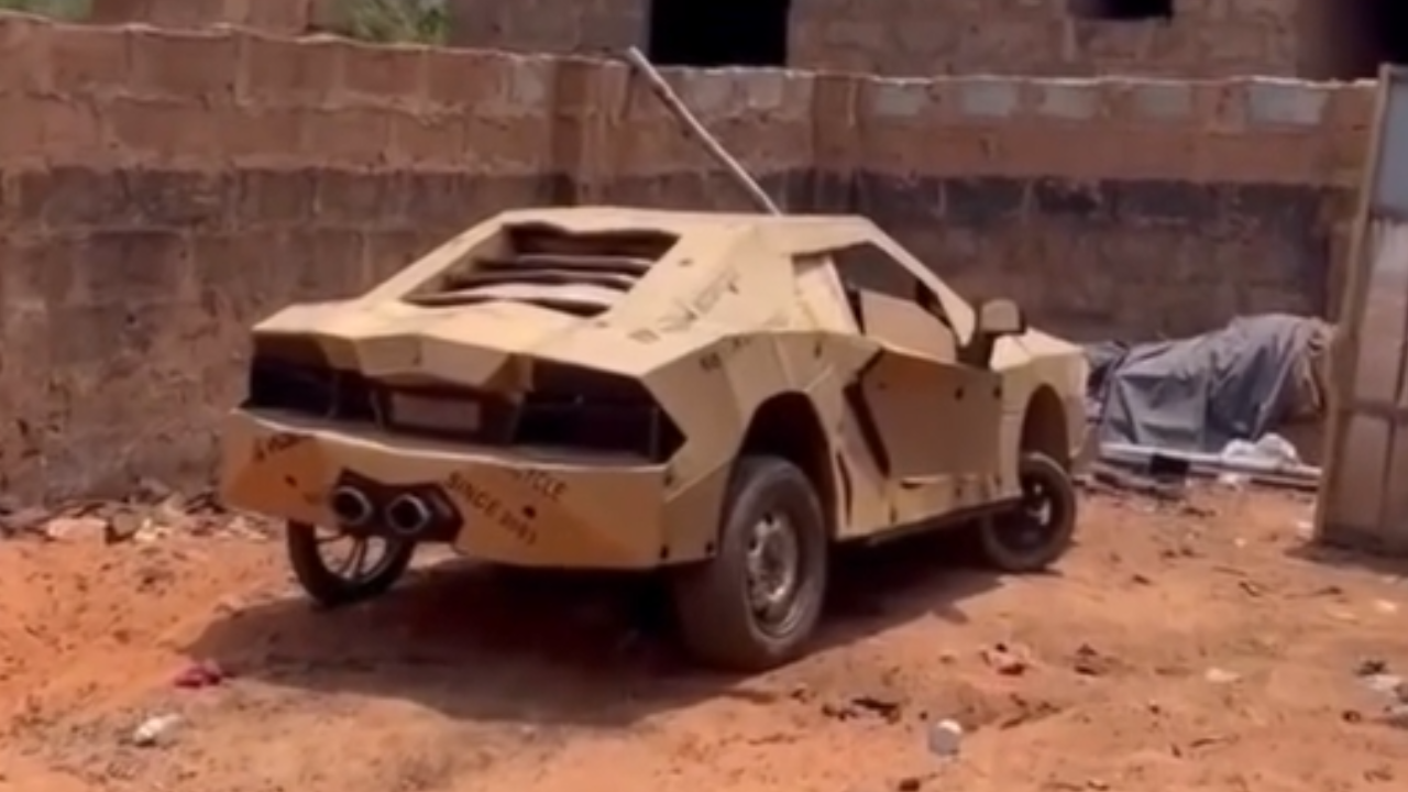 Jovem nigeriano constrói Lamborghini funcional usando papelão e sucata