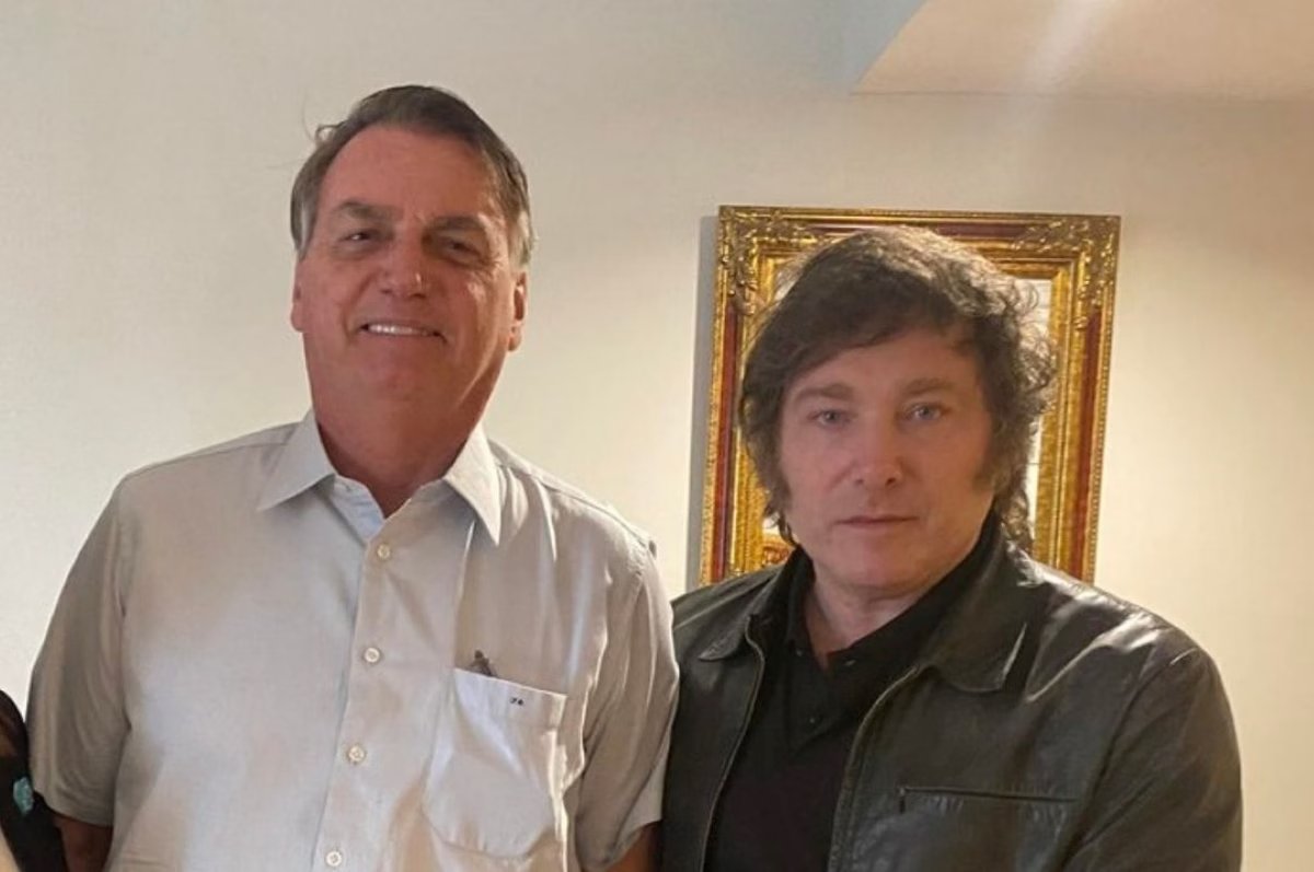 Moraes dá 48h para Bolsonaro explicar pedido de asilo à Argentina e descumprimento de ordens do STF