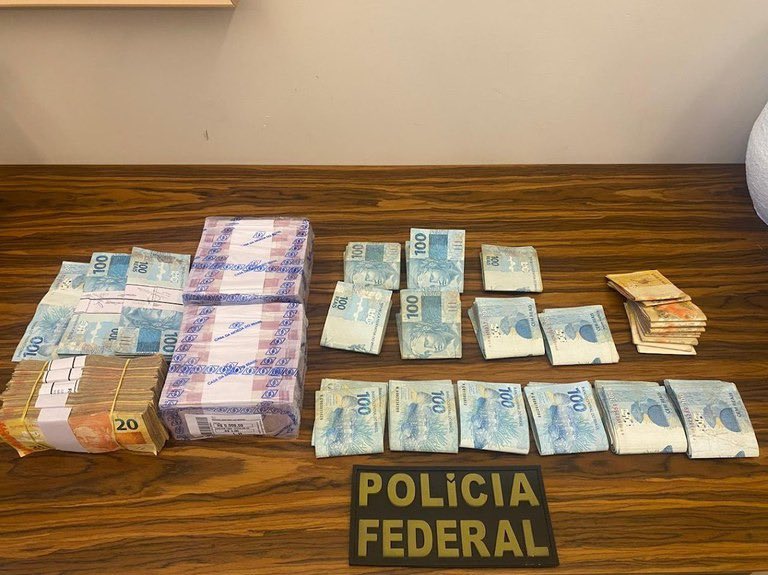 PF faz operação contra empresas e servidores suspeitos de desviar R$ 50 milhões do Fundeb