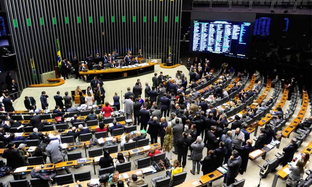 Oposição derruba governo Lula e assume controle da CPI do INSS