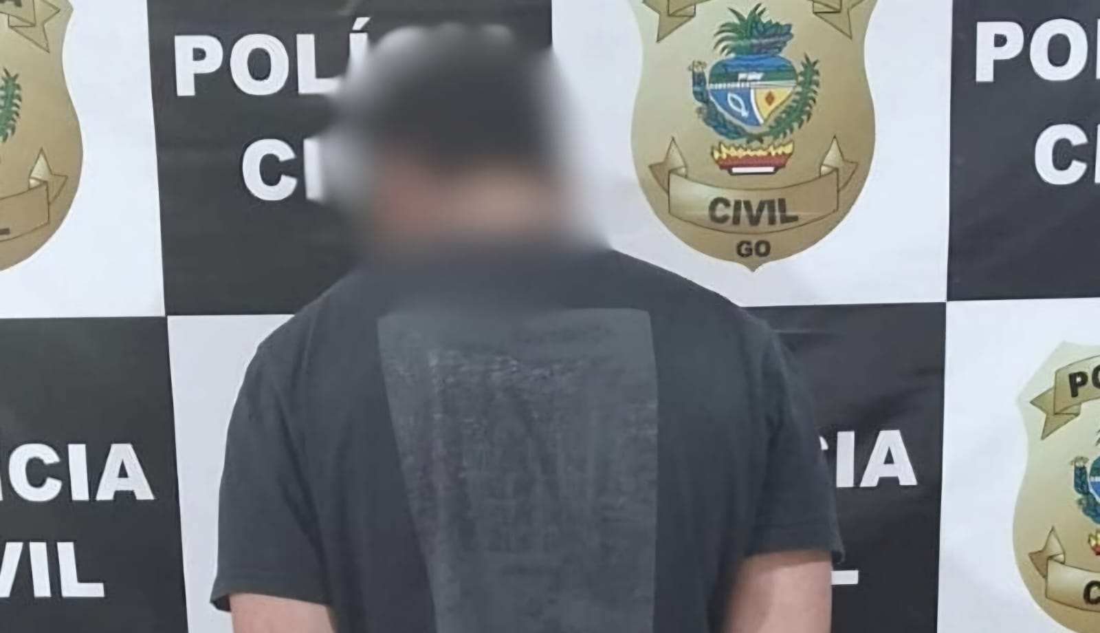 Polícia Civil prende homem por perseguir ex-companheira e causar capotamento