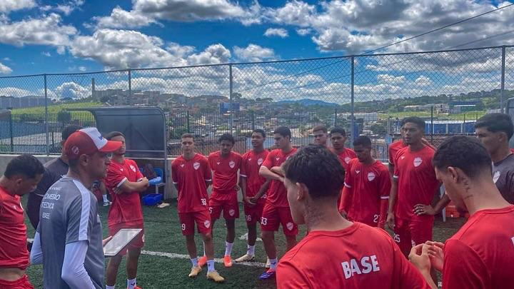 De olho em novos talentos, Vila Nova realiza peneira nos dias 6 e 7 de setembro