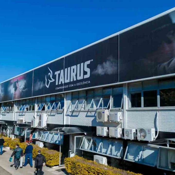 Tarifaço dos EUA paralisa exportações e leva Taurus a férias coletivas
