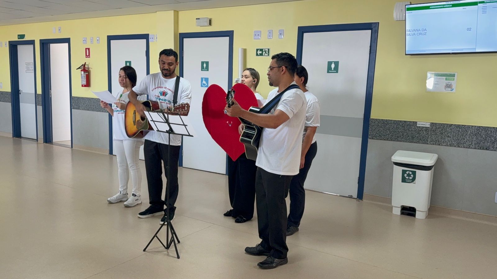 Heal celebra Dia dos Pais com serenata