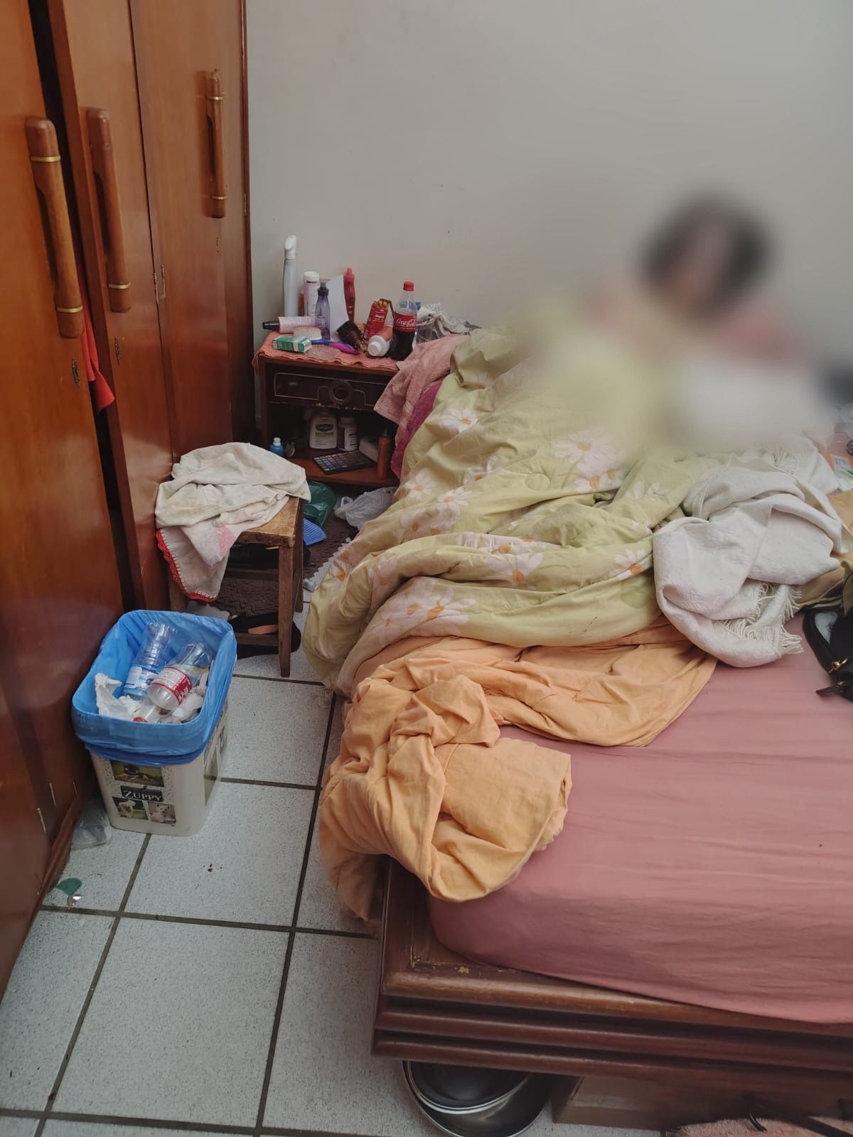 Homem é preso suspeito de maus-tratos e cárcere privado contra mãe idosa em Goiânia