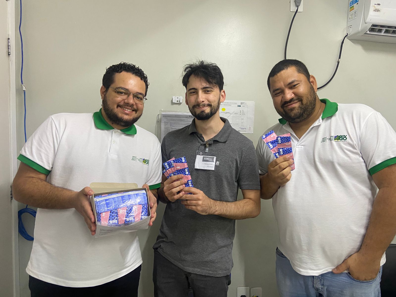 Hemu promove ação educativa com distribuição de preservativos do SUS