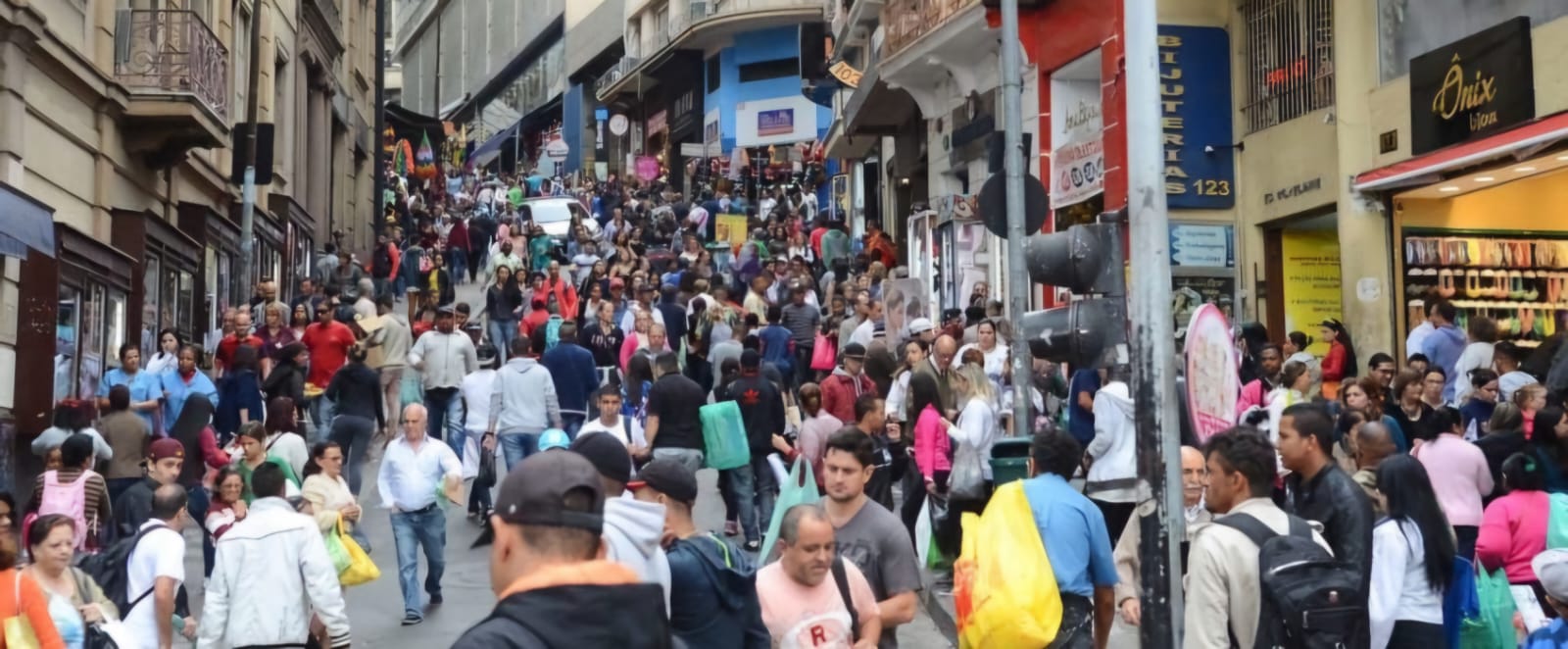 Com 213 milhões de moradores, Brasil projeta declínio populacional em 2042