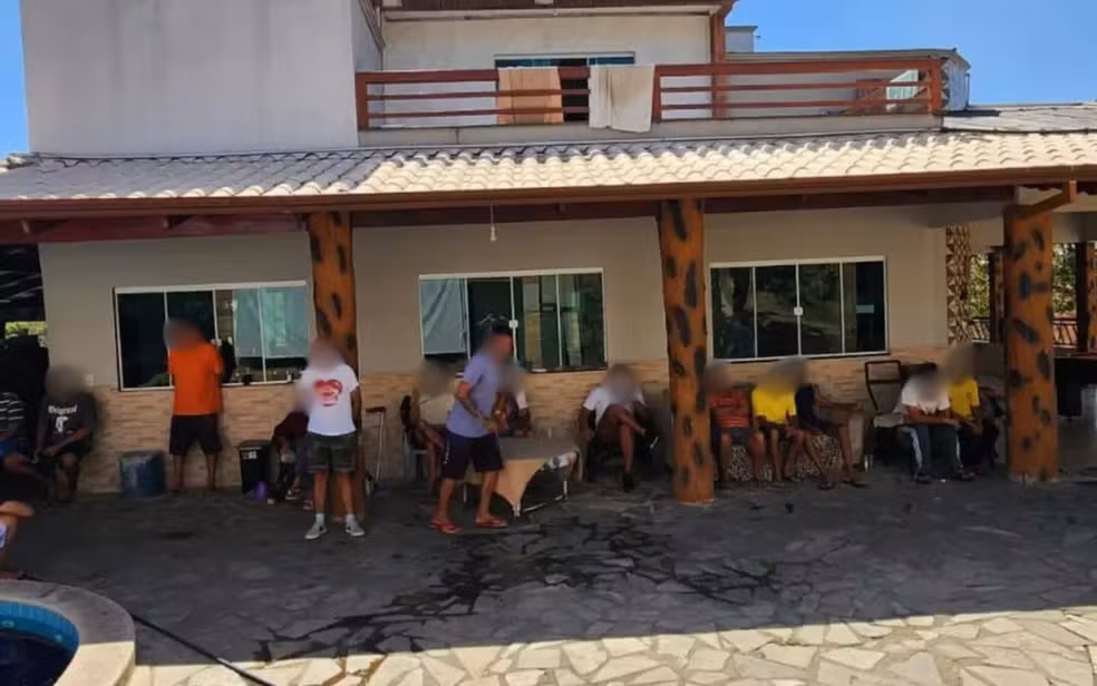 Dona de clínica de reabilitação é presa por suspeita de sequestro e cárcere privado