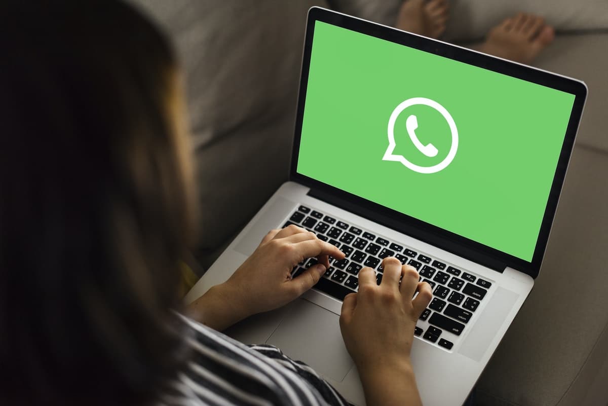 "Caiu o WhatsApp Web", comentou um usuário