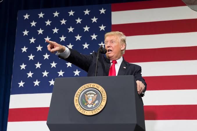 Tarifas de Trump são consideradas ilegais e colocam acordos em xeque
