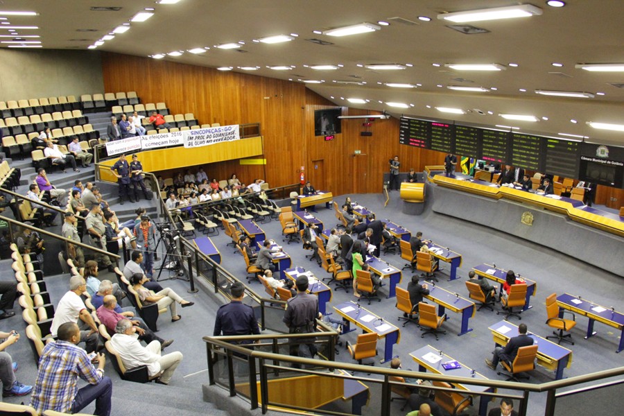Data-base do servidor municipal gera tensão entre vereadores e Prefeitura de Goiânia