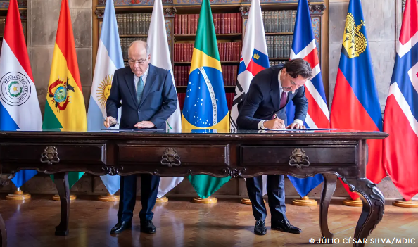 Mercosul assina acordo de livre comércio com quatro países europeus