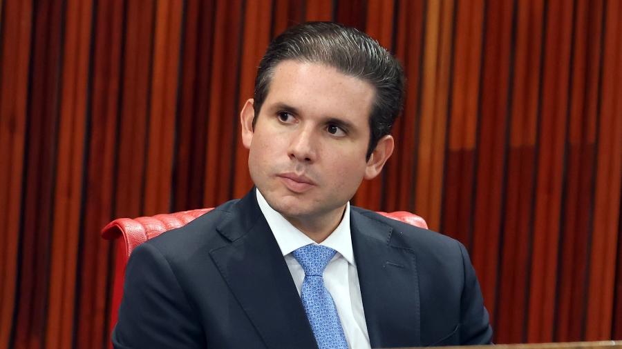 Projeto de lei da anistia segue indefinido na Câmara, afirma Hugo Motta