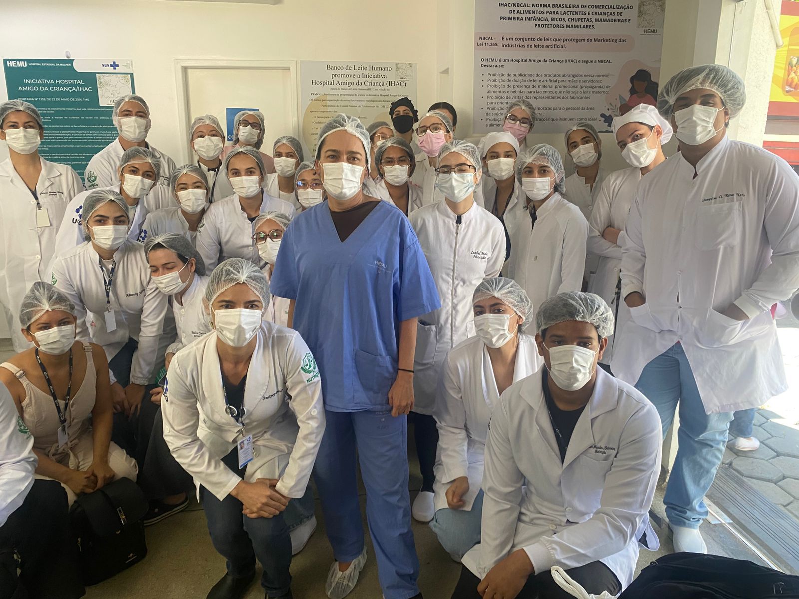 Banco de Leite do Hemu recebe alunos de Nutrição da UFG em visita técnica
