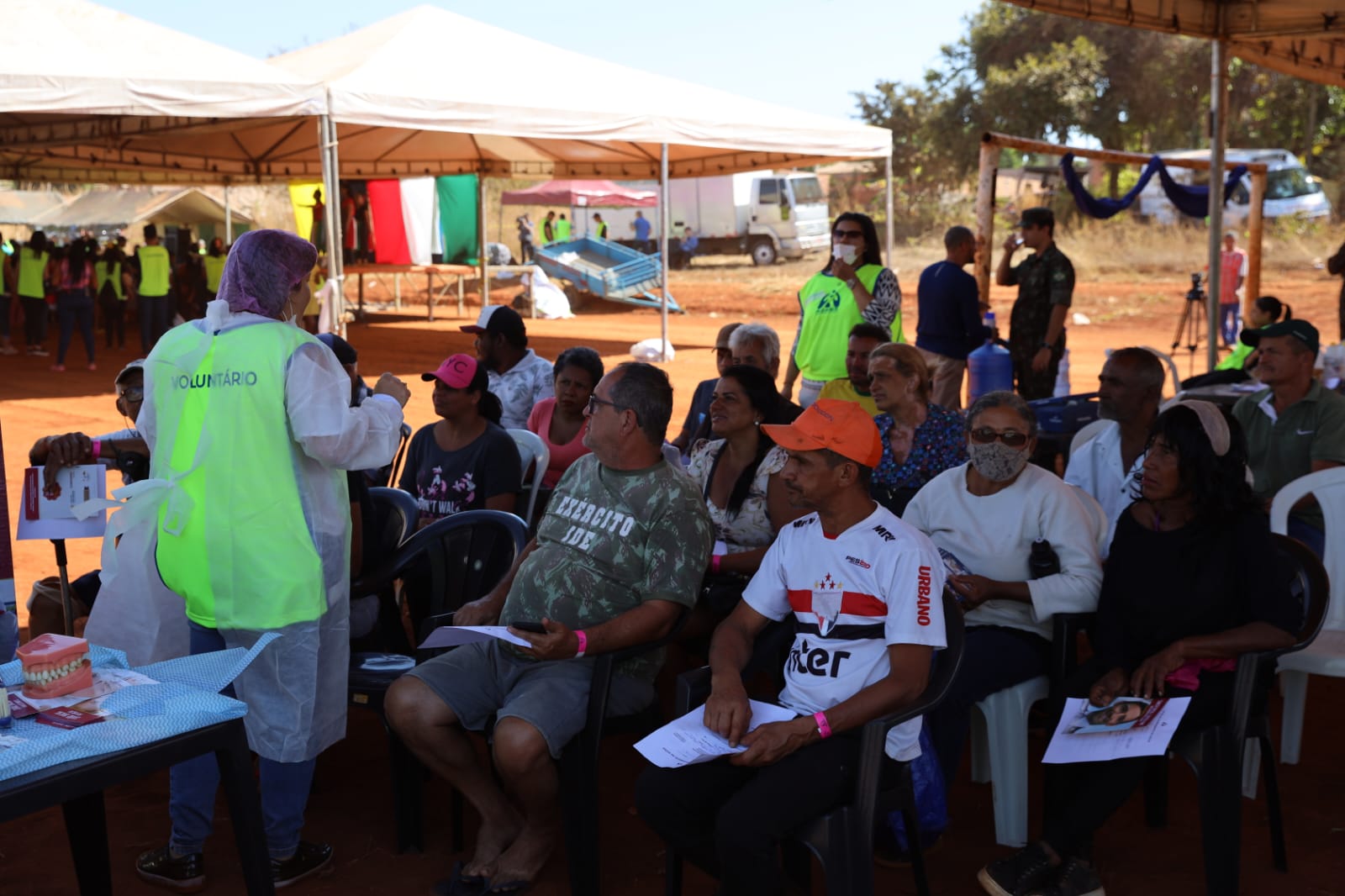 Mega Ação Social leva atendimentos gratuitos e solidariedade ao Real Conquista