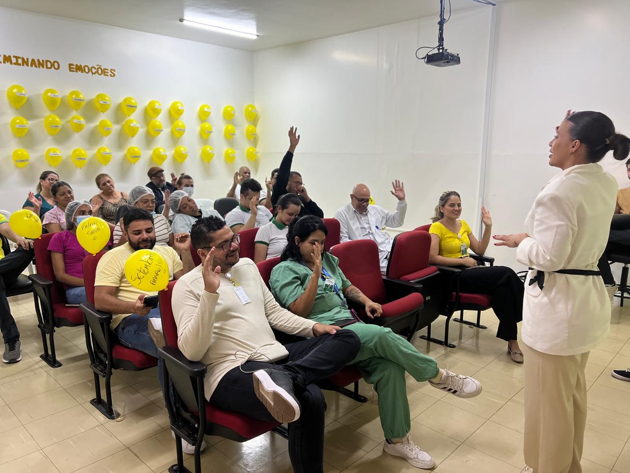 HEMSL realiza ação do Setembro Amarelo para valorizar a saúde mental de profissionais