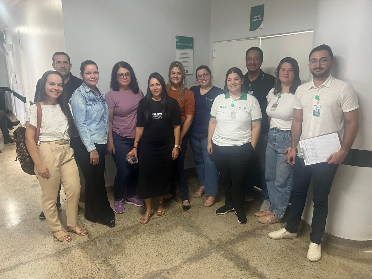 Atenção domiciliar é tema de reunião no HEJA