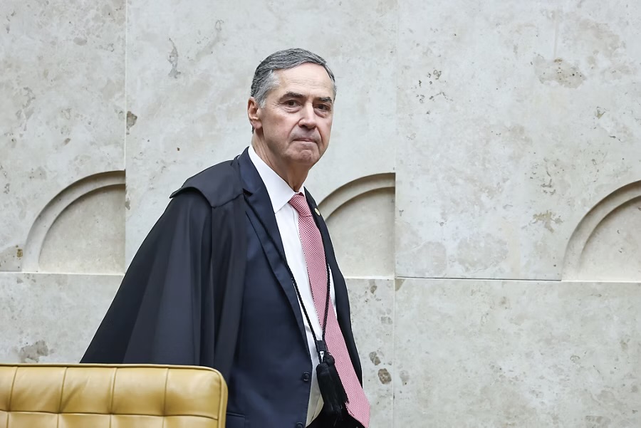 Barroso se despede da presidência do STF e diz que tribunal preservou democracia