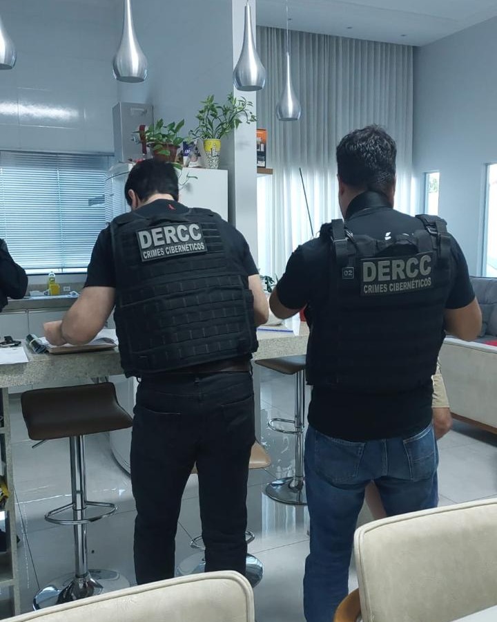Aparelho é apreendido em operação contra racismo virtual em Goiás