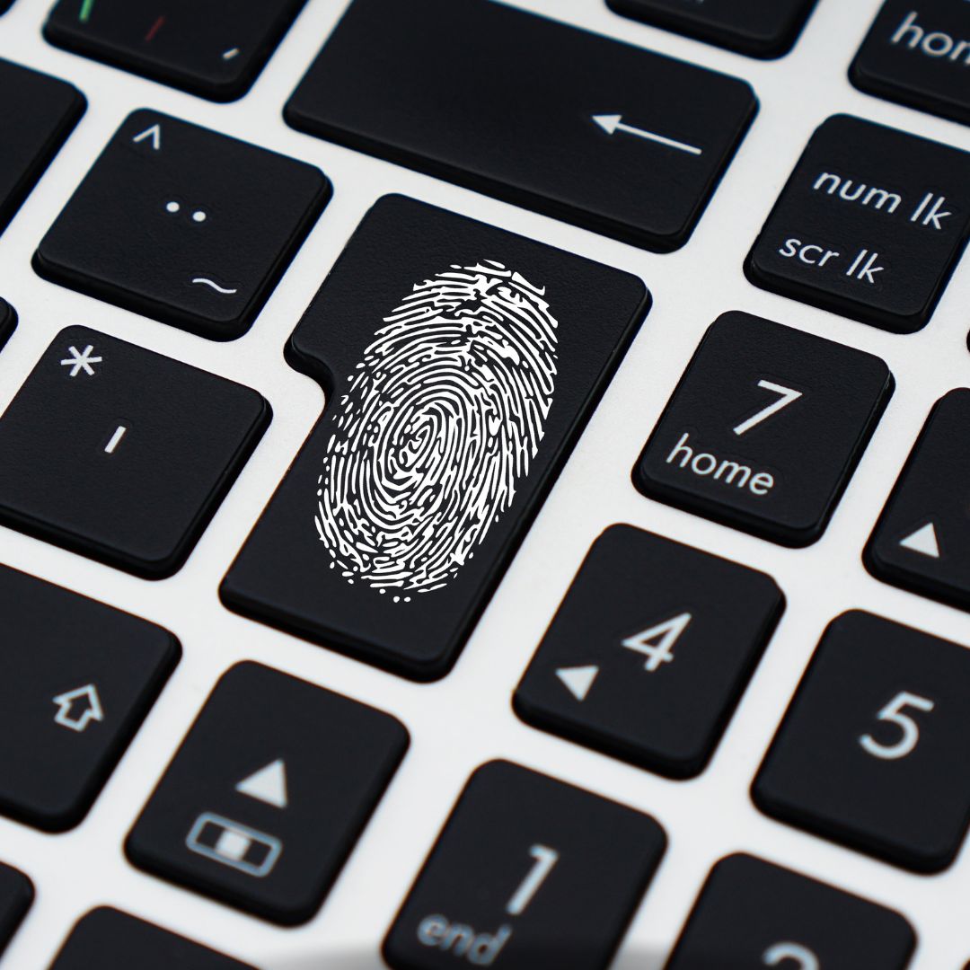 Segurança e Confiabilidade: Licenças, Tecnologias de Proteção de Dados e Experiência do Usuário