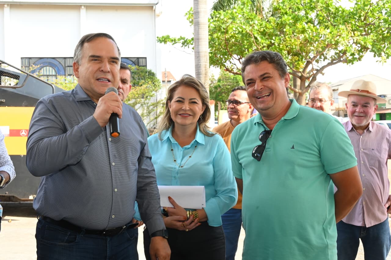 Fotos: Alex Malheiros - Requalificação beneficia motoristas, pedestres e usuários do transporte coletivo, que passam pela região todos os dias